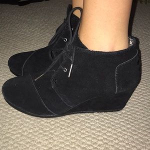 Black Toms Wedges
